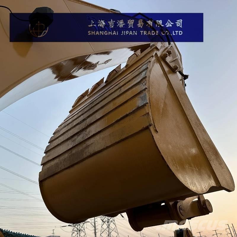 CAT 330 Crawler excavators