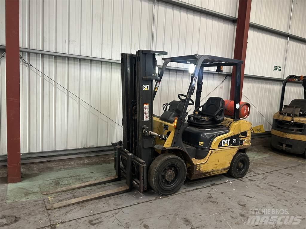 CAT GP25NT LPG trucks