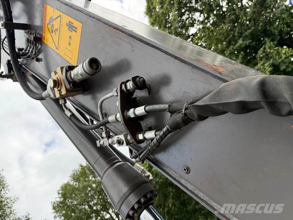 Volvo EW140D Wheeled excavators