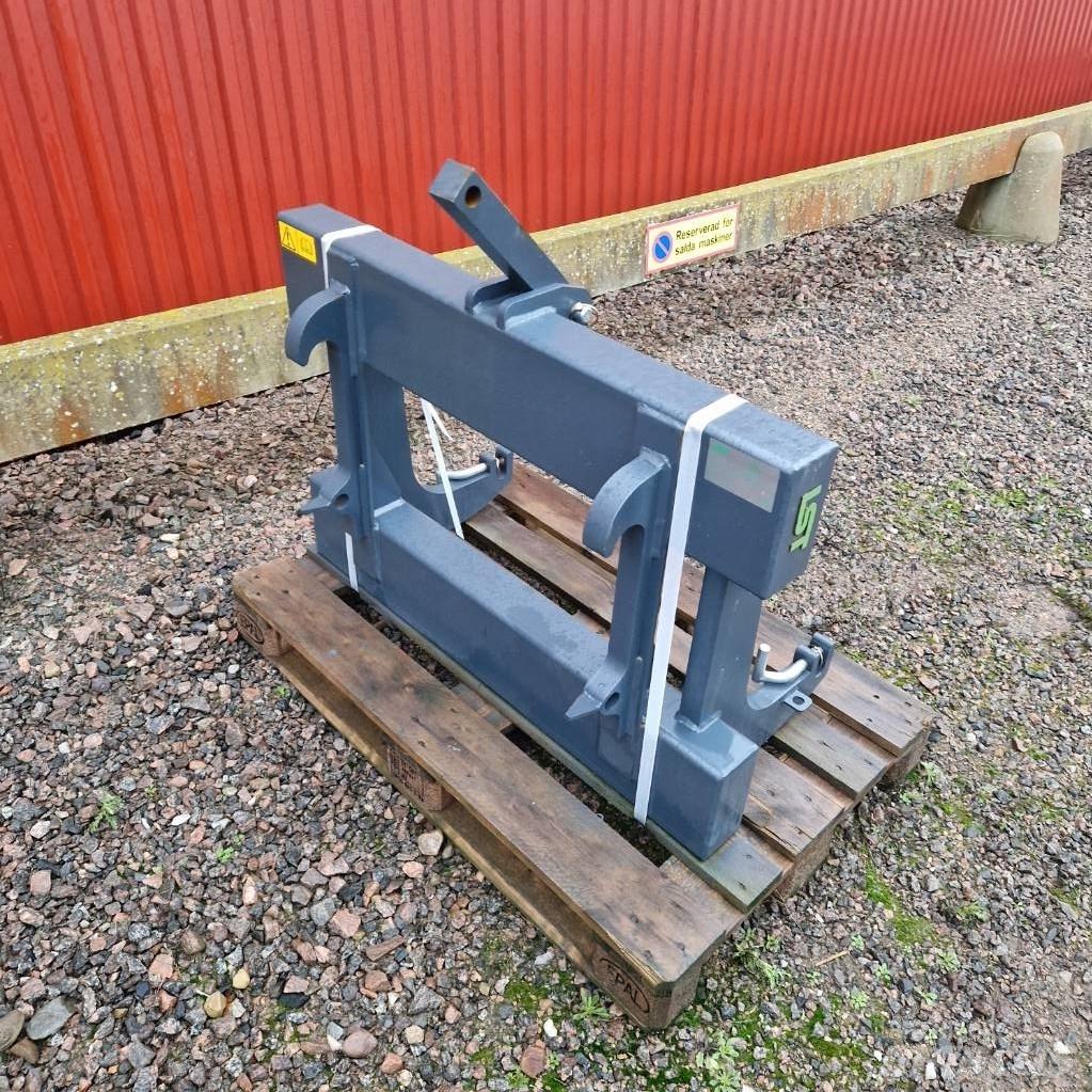 LST Adapter Front loader accessories
