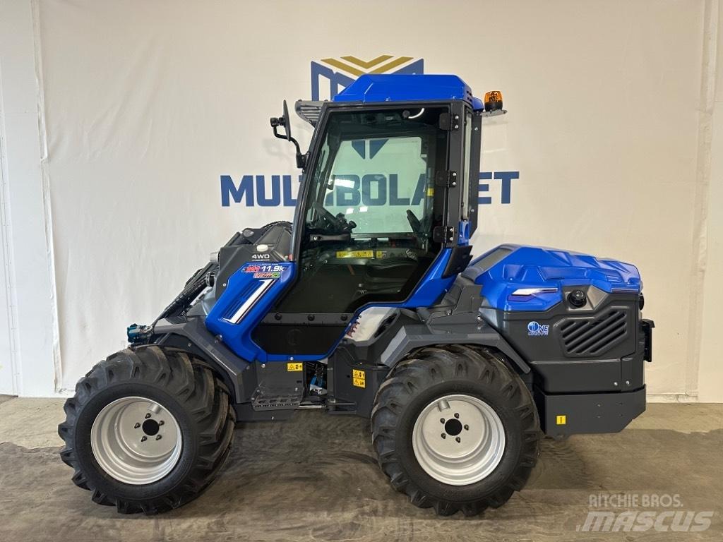 MultiOne 11.9 K Multi purpose loaders