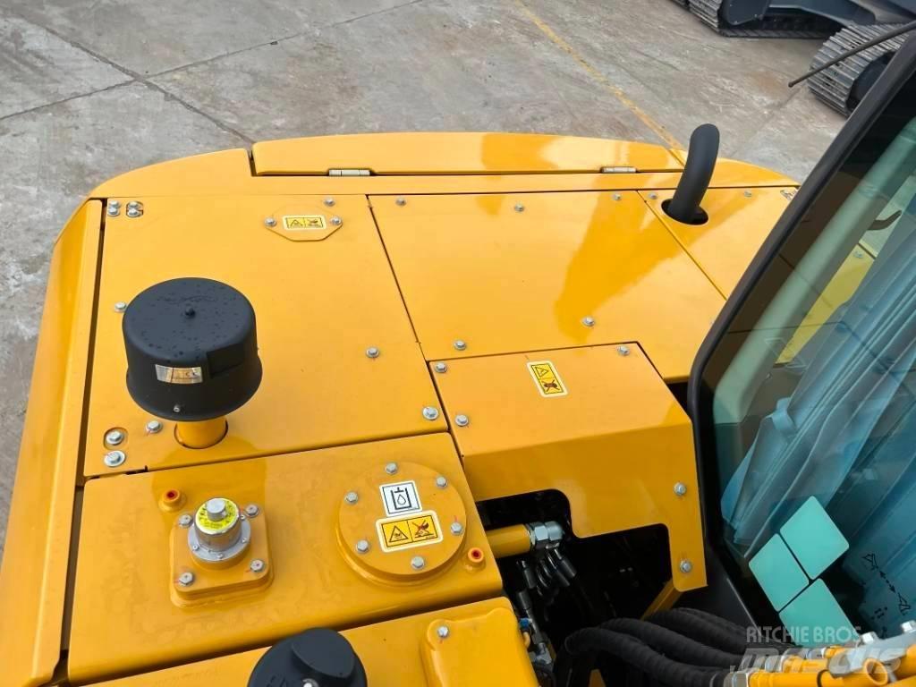 XCMG XE 75 Crawler excavators