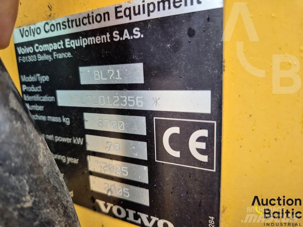 Volvo BL 71 Backhoe loaders
