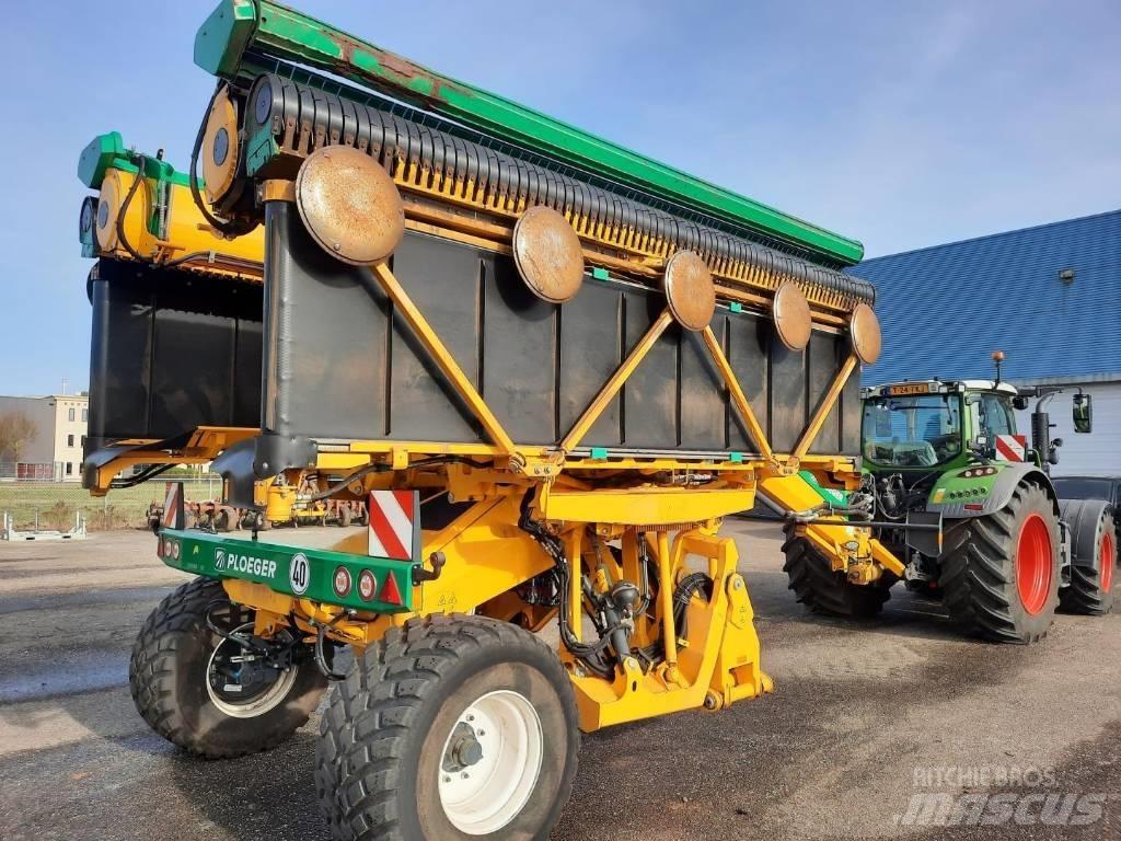 Ploeger CM2240 Windrowers