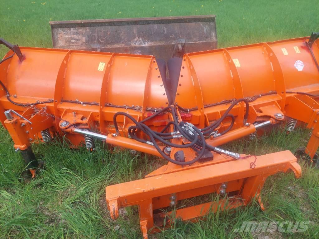 Pomarol Nivelaura Snow blades and plows