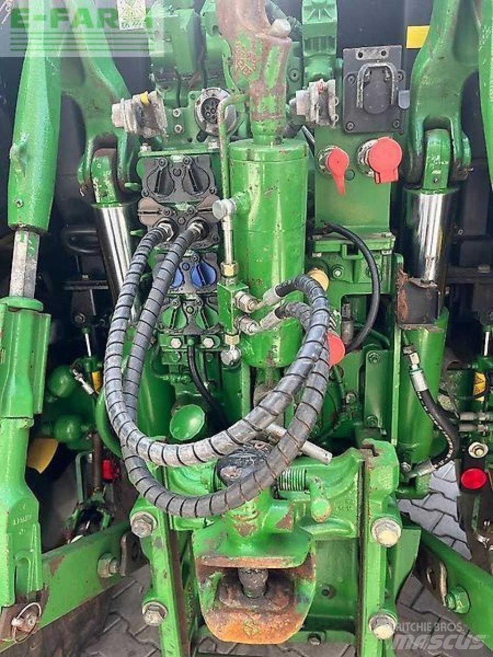 John Deere 6155 r Tractors