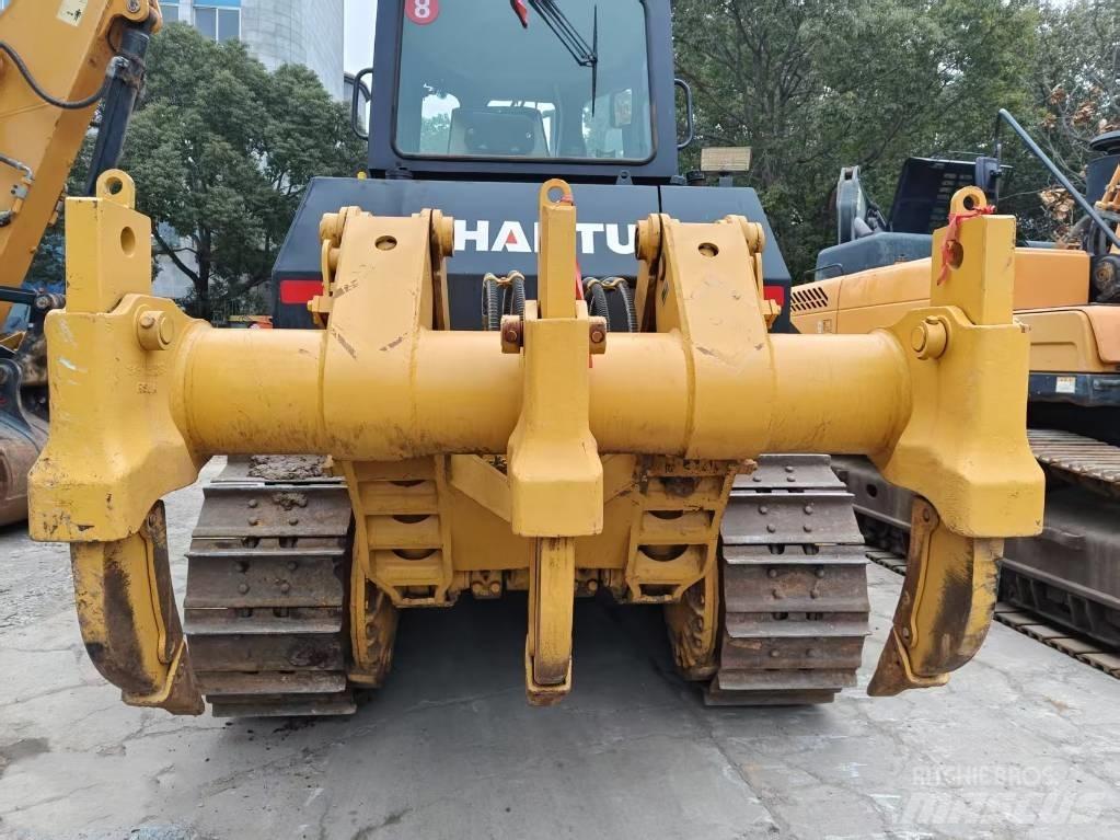 Shantui SD 22 Crawler dozers