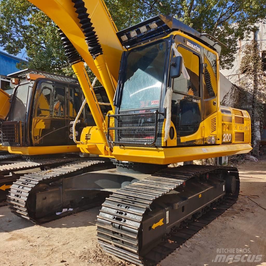 Komatsu PC 200-8 Crawler excavators