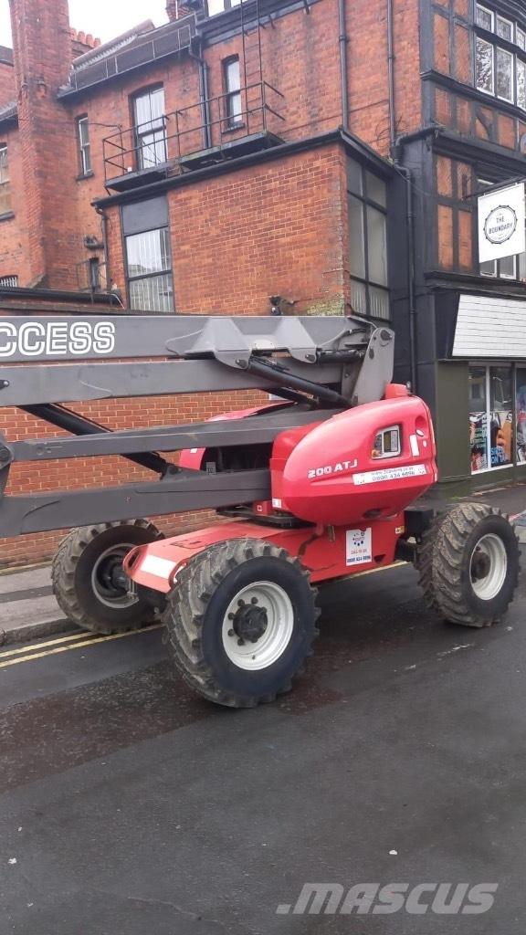 Manitou 200 ATJ Articulated boom lifts