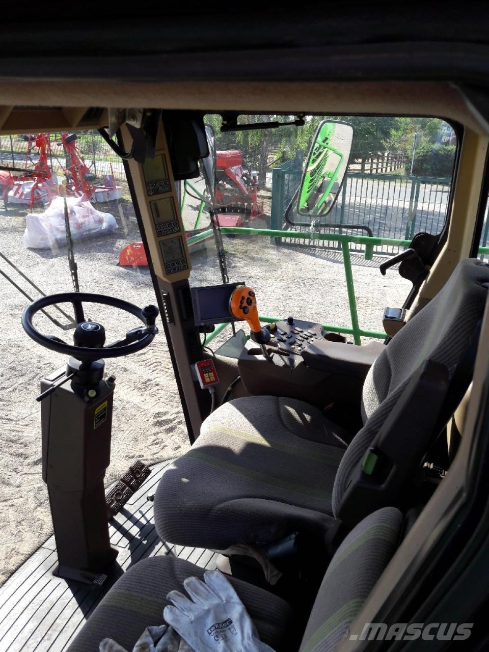 John Deere 7350 Self-propelled foragers