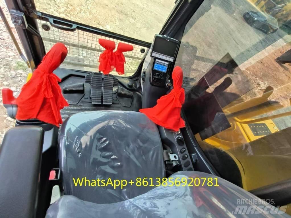 Komatsu PC 240-8 Crawler excavators