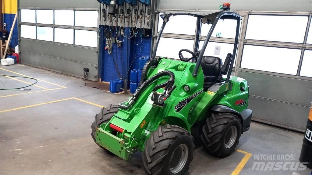 Avant 635 Multi purpose loaders