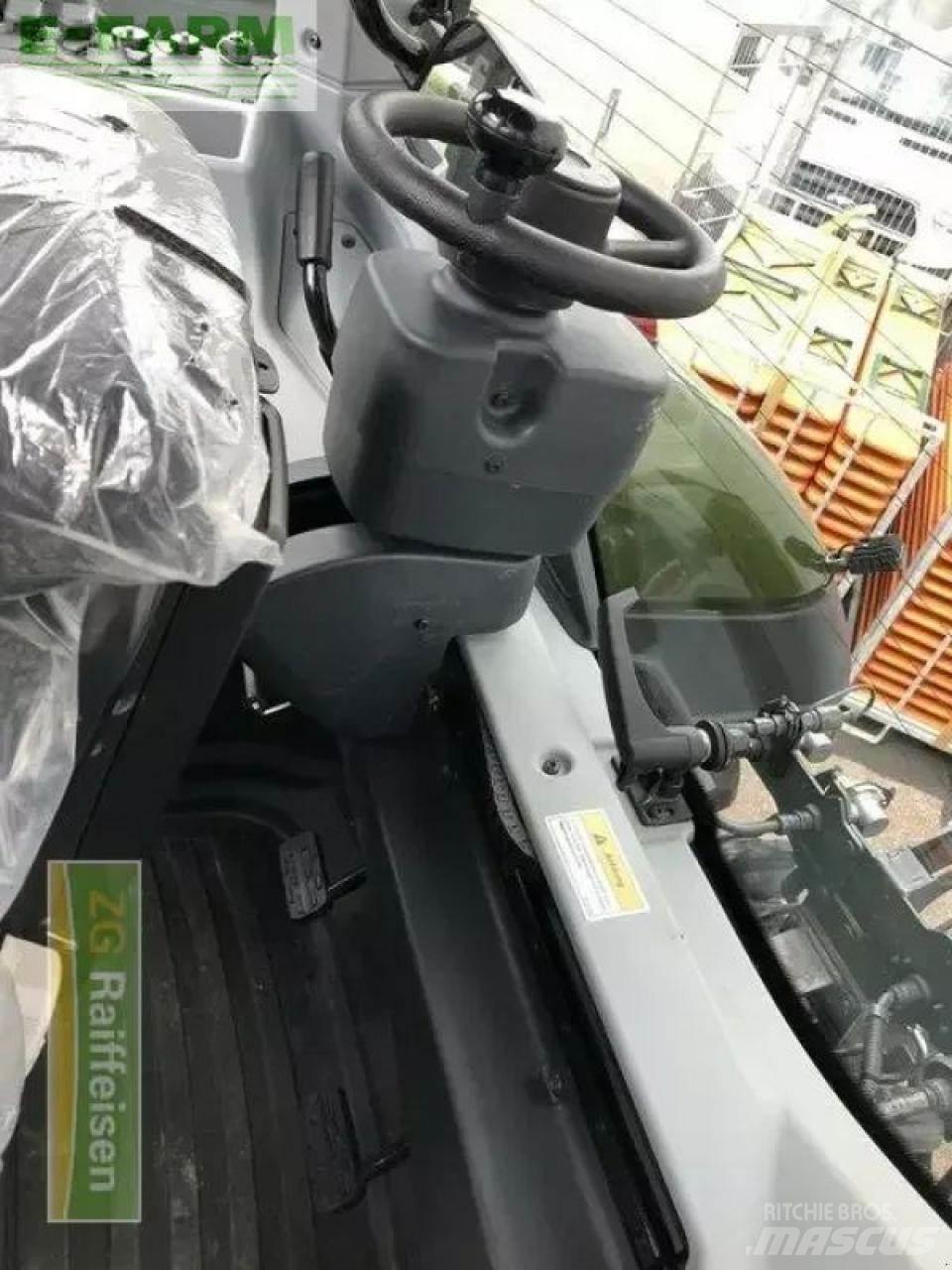 Valtra q 305 Tractors