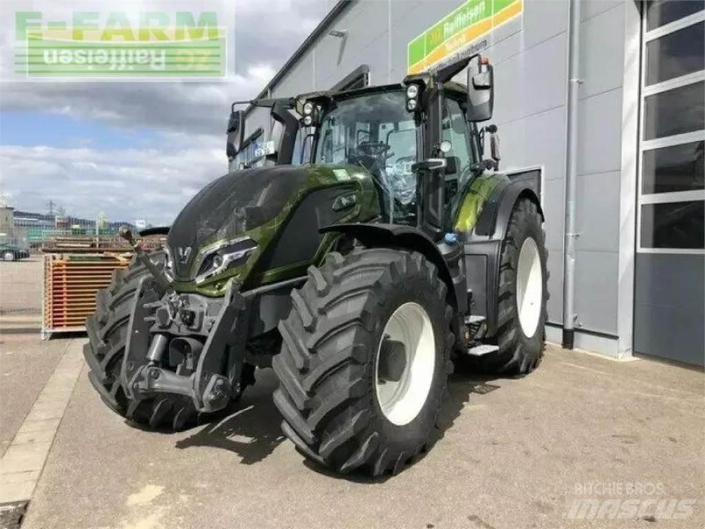 Valtra q 305 Tractors