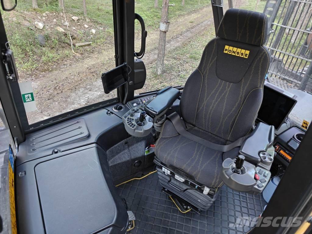 Ponsse Buffalo 8W Forwarders