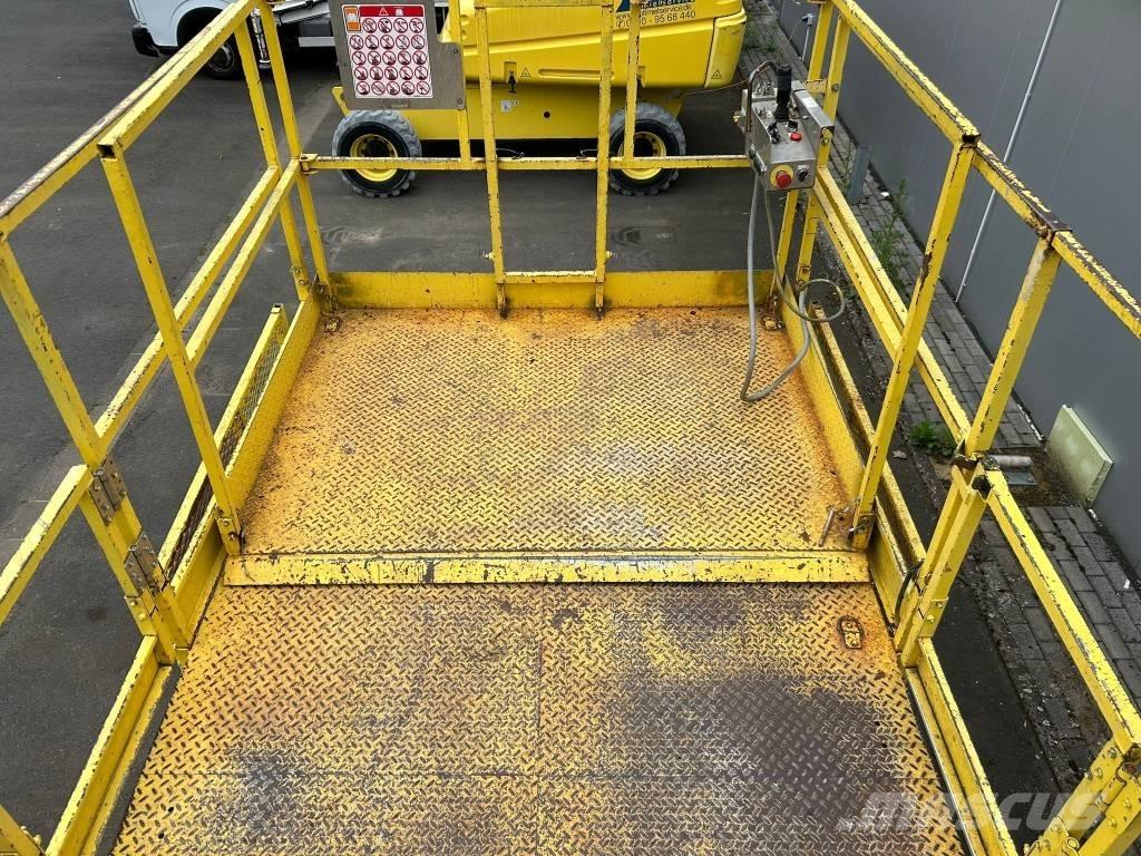 SkyJack SJ 8841 RT Scissor lifts