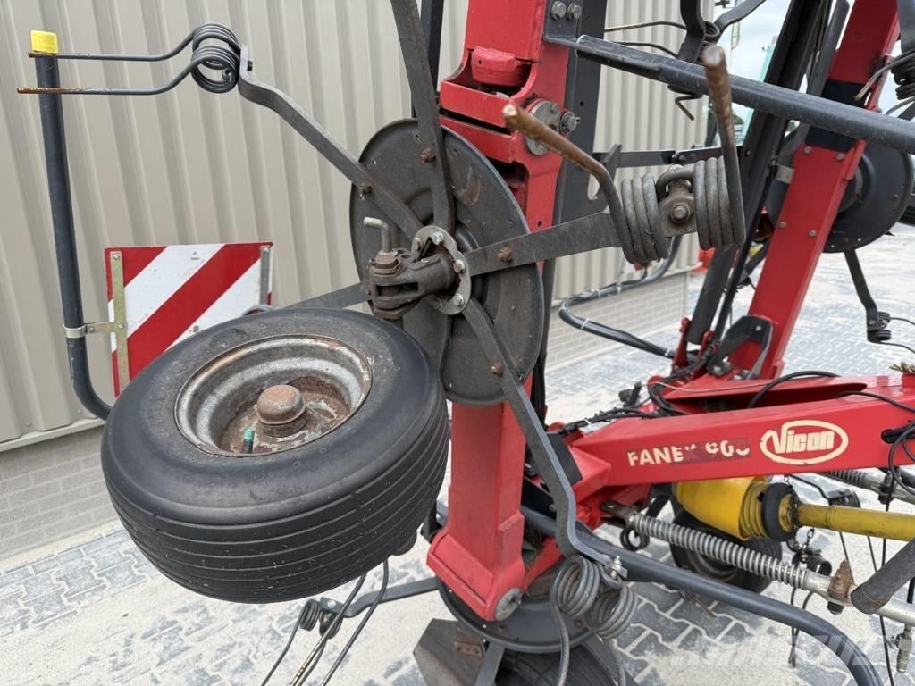 Vicon FANEX 903 Rakes and tedders