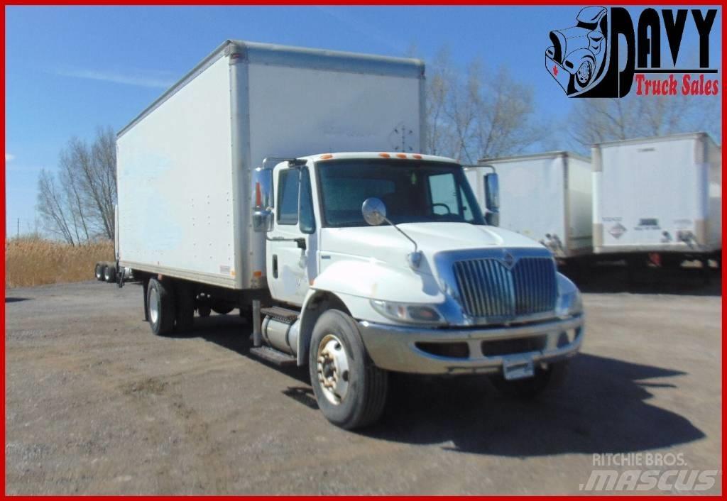 International 4400 Box body trucks