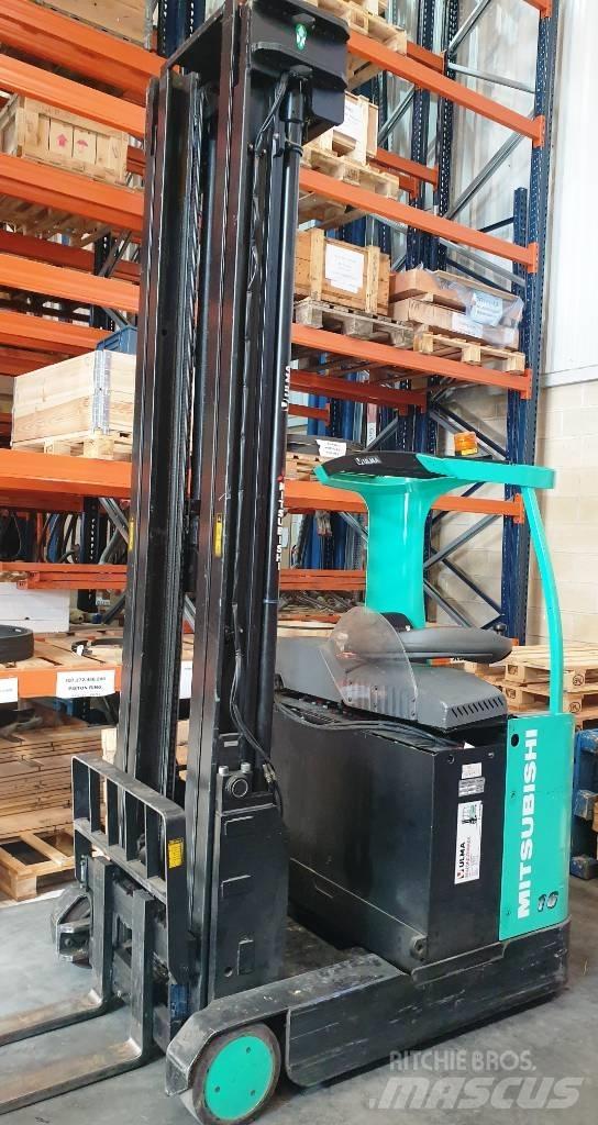 Mitsubishi RB16K Reach trucks