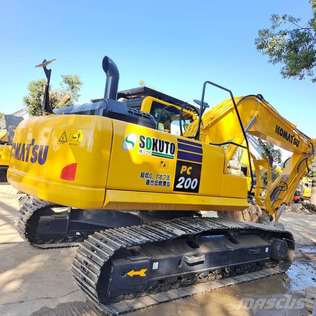 Komatsu PC 200 Crawler excavators