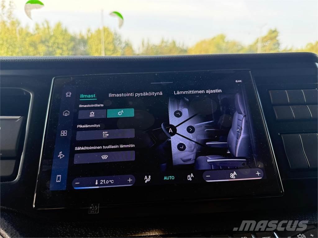 Scania R590 8X4 Hook lift trucks