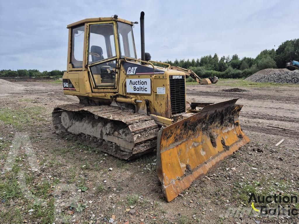 CAT D 4 G Crawler dozers