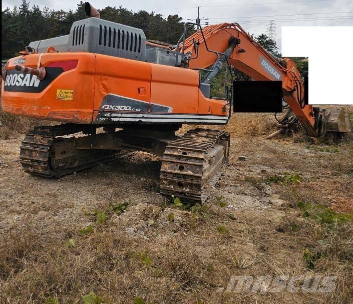 Doosan DX 300 LC-5 Crawler excavators