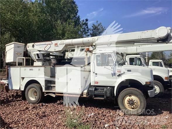 Altec AM855 Truck & Van mounted aerial platforms