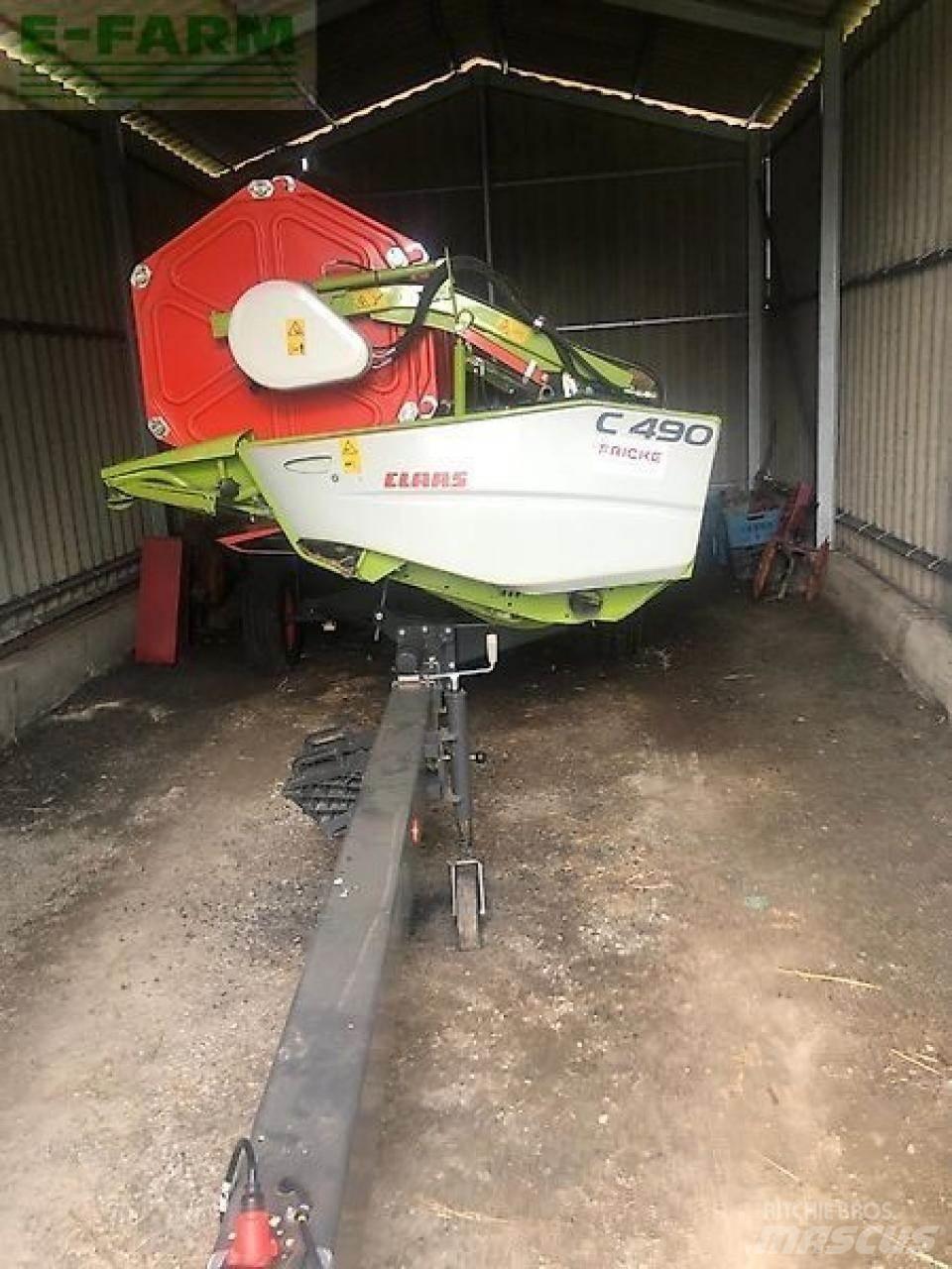 CLAAS avero 240 Combine harvesters