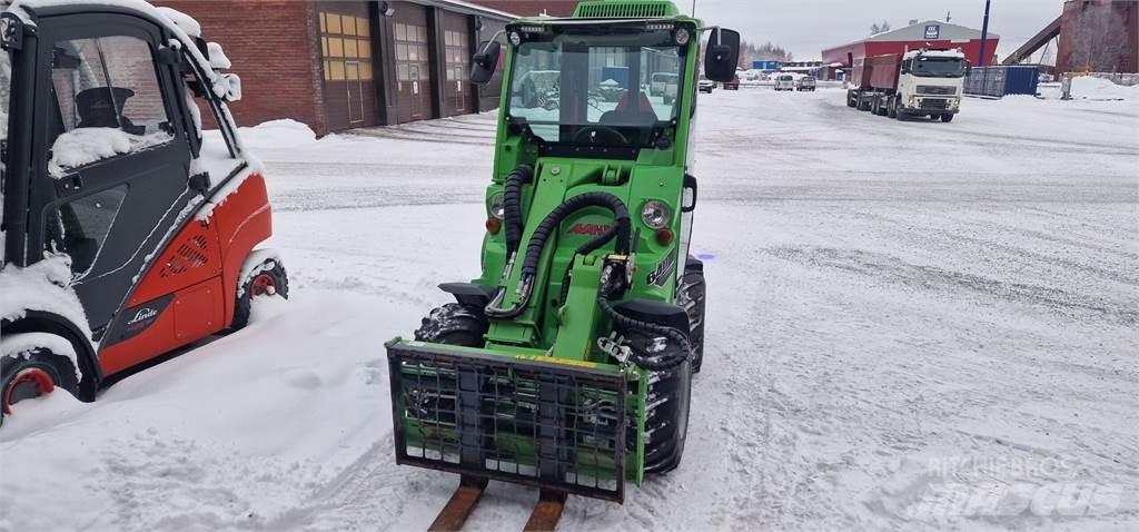 Avant 640 Mini loaders