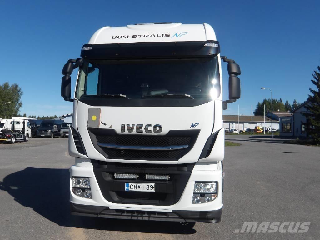 Iveco AS 440STX LNG Tractor Units