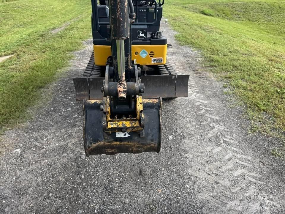 John Deere 17 G Mini excavators < 7t (Mini diggers)