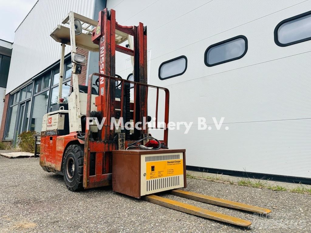 Nissan S01 D 13 U Electric forklift trucks