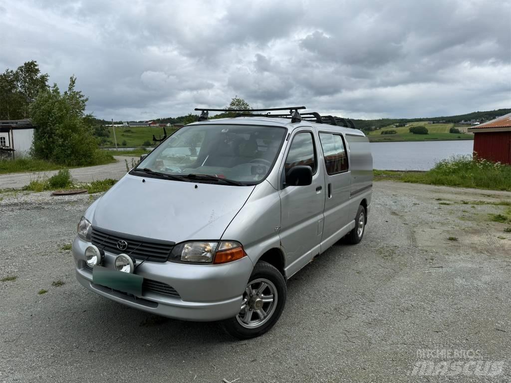 Toyota Hiace 4x4 Panel vans