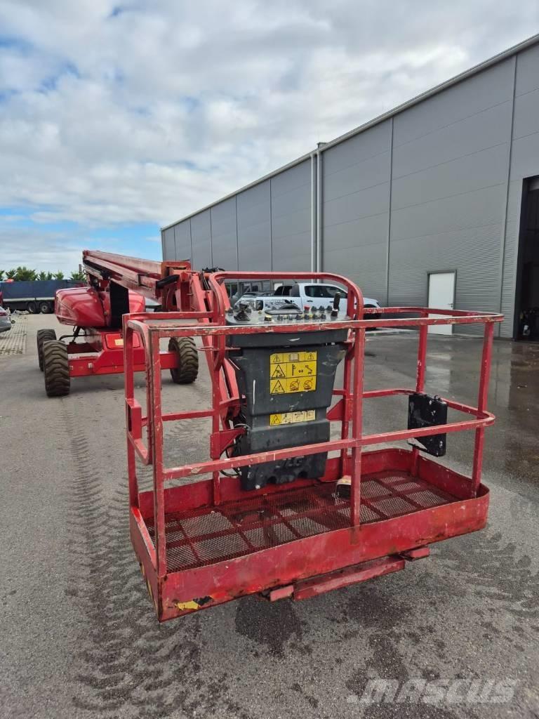 JLG M 600 JP Telescopic boom lifts