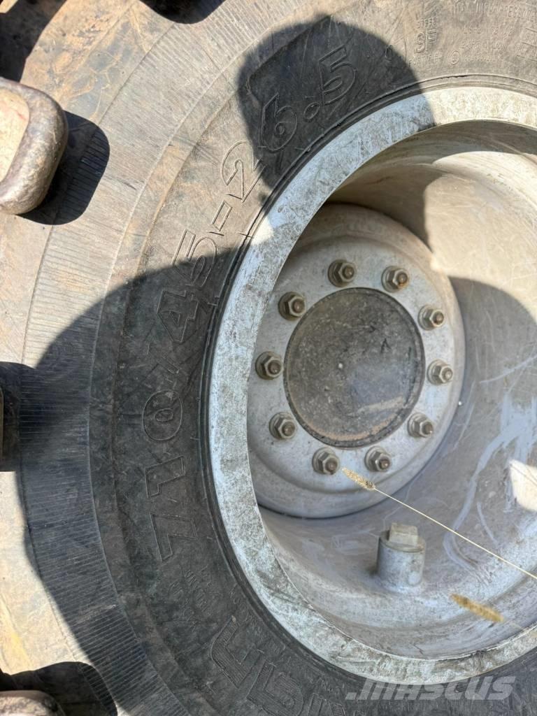 Komatsu 931 XC Harvesters