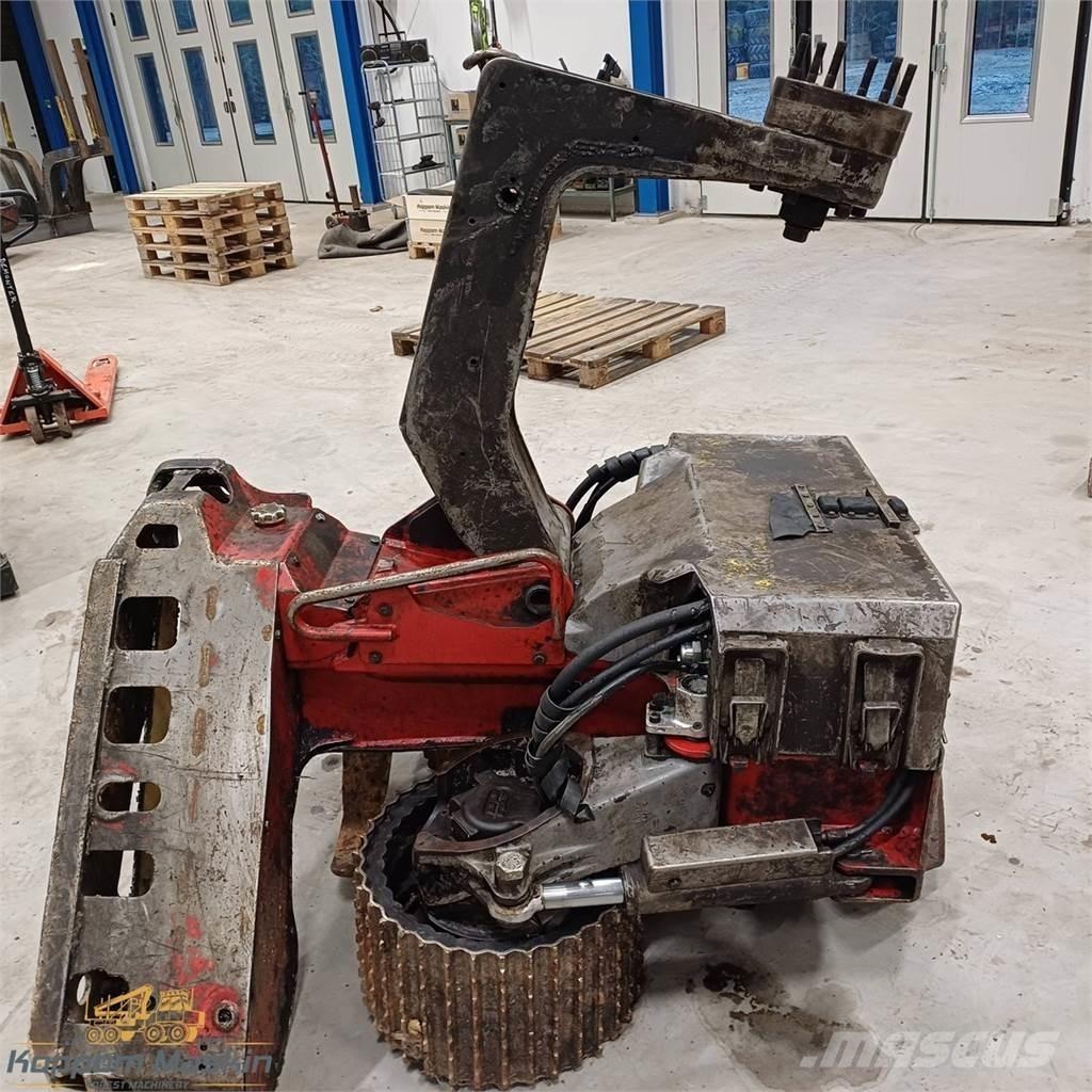 Log Max 6000 Harvester heads