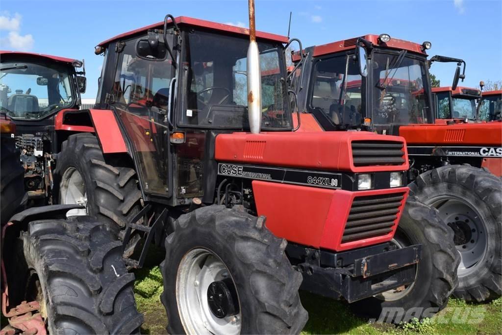 Case IH 844 XLN Tractors