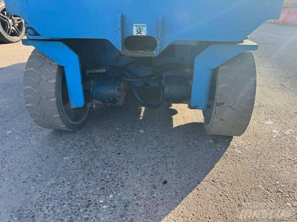 Genie GS 3232 Scissor lifts