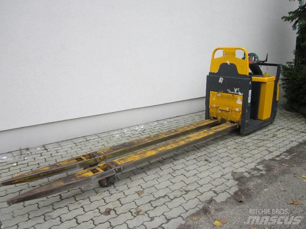 Jungheinrich ECE230 Electric forklift trucks