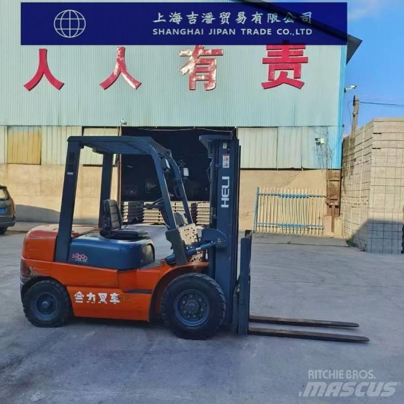 Heli H2000-25 Diesel trucks