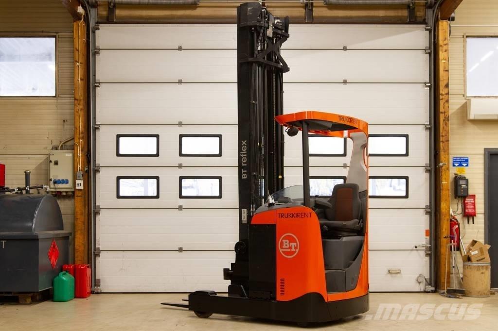 BT RR E 160 Reach trucks