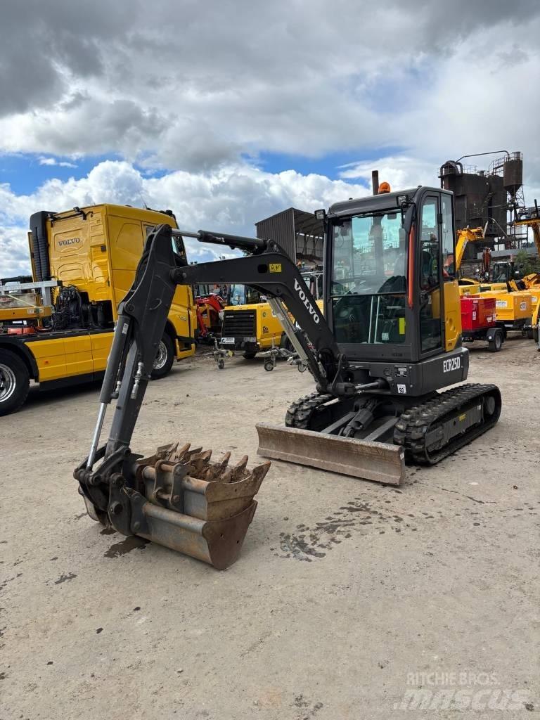 Volvo ECR 25 D Mini excavators < 7t (Mini diggers)