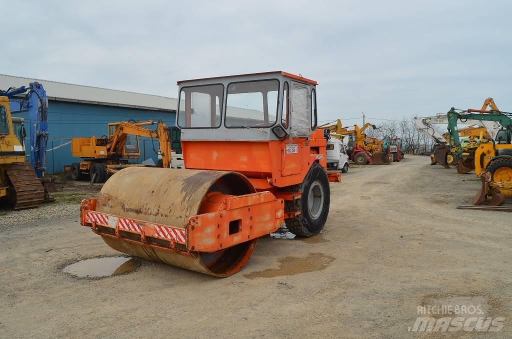 Hamm DV 08 Twin drum rollers