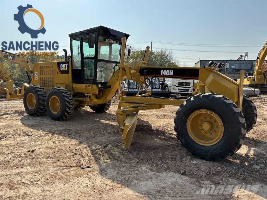 CAT 140H Graders