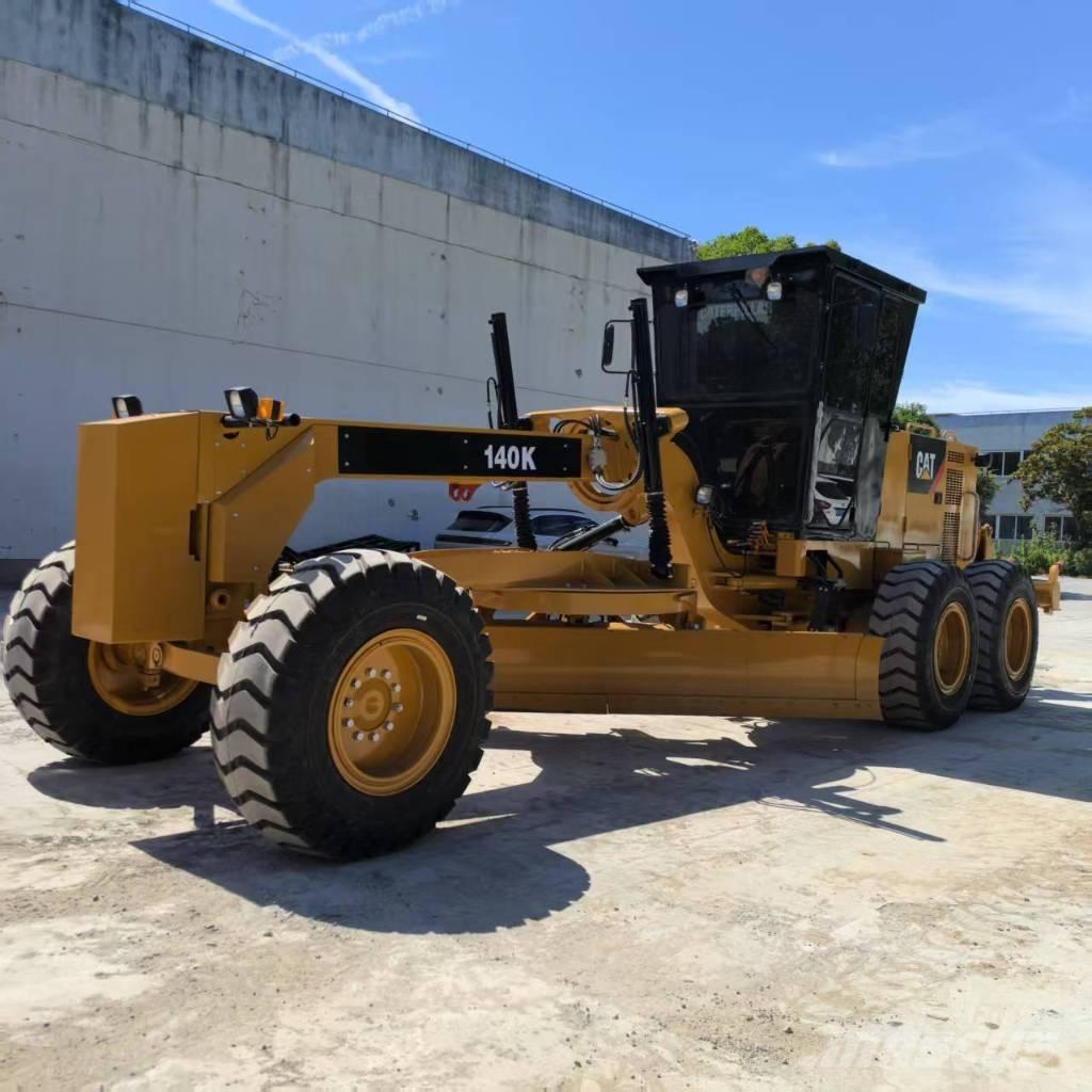 CAT 140 K Graders