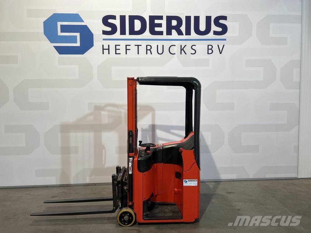 Linde E10 Pedestrian stacker