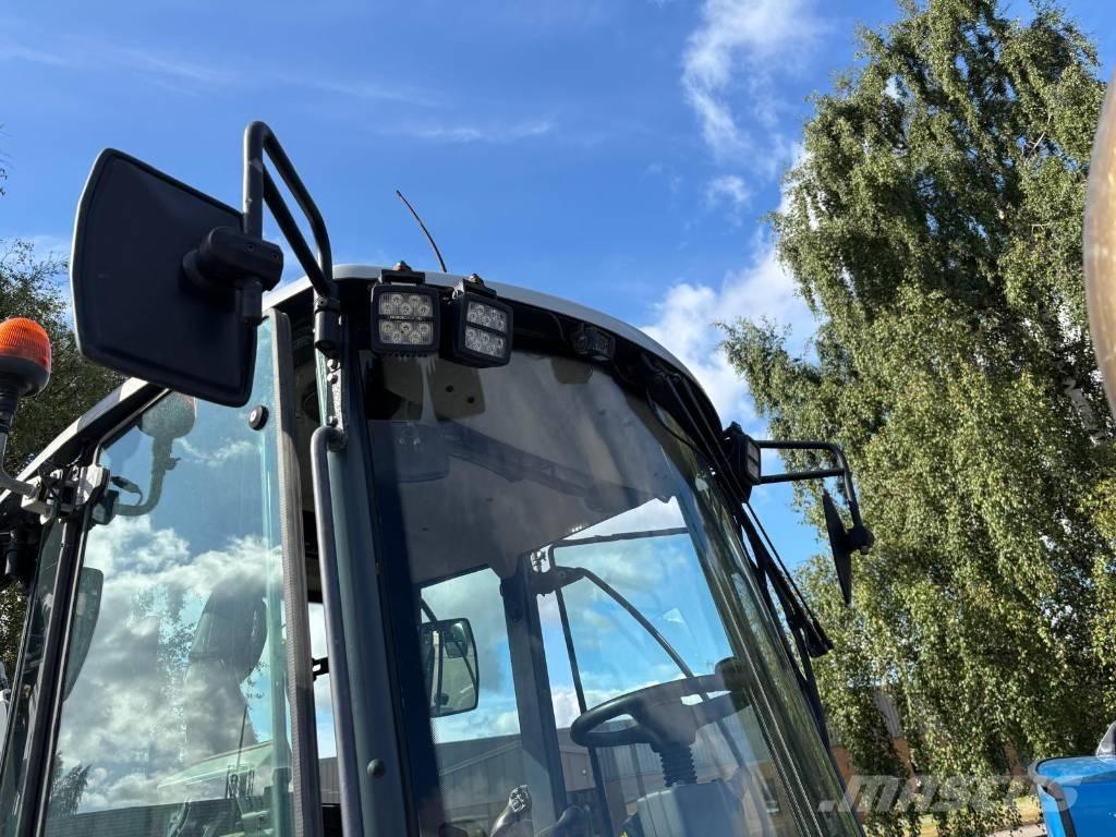 Lännen 8800 K Backhoe loaders