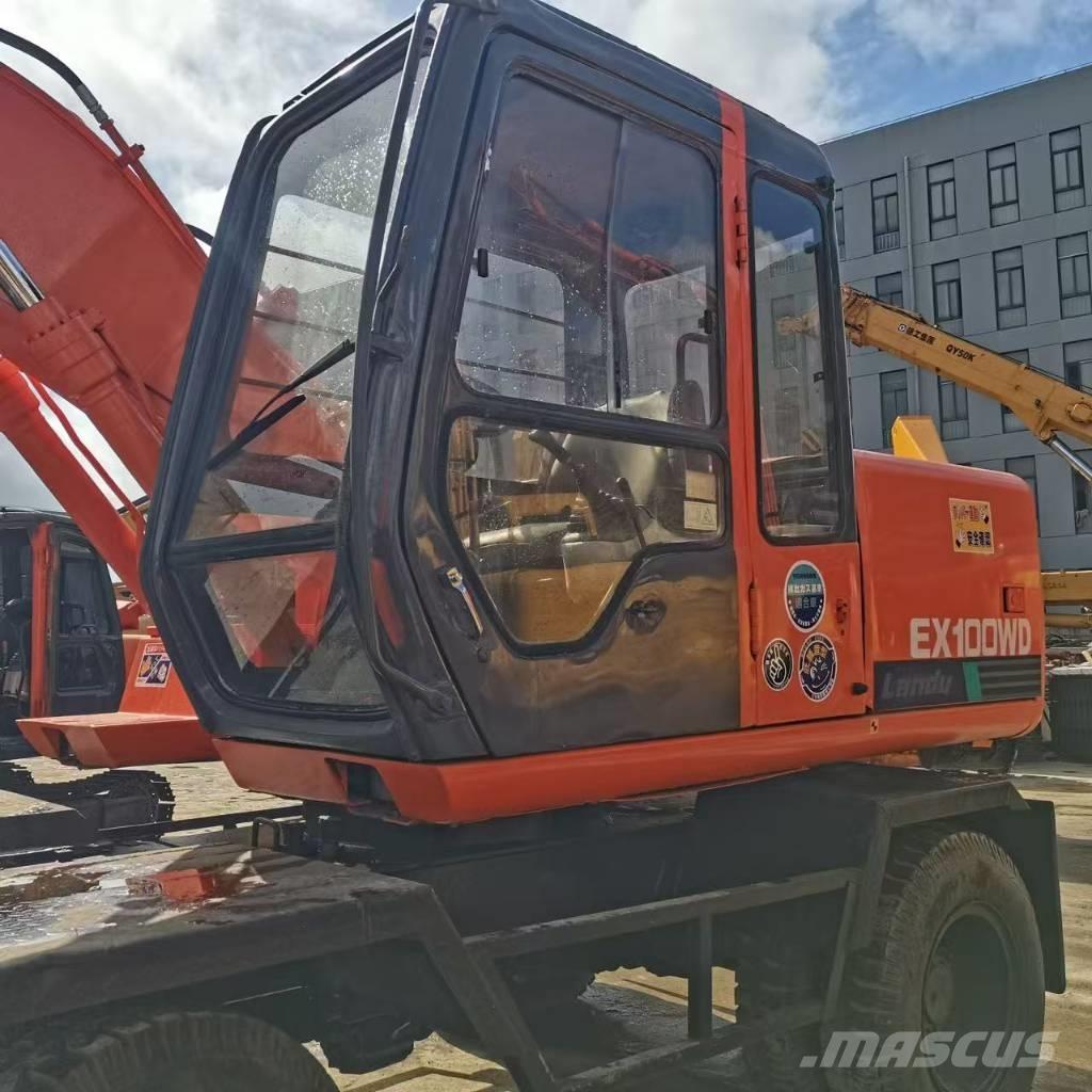 Hitachi EX 100 W D Wheeled excavators