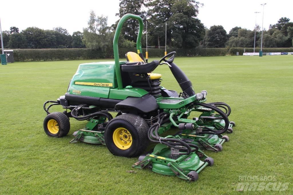John Deere 9009A Riding mowers